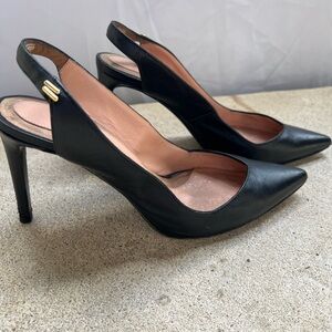Roland Mouret Black Slingback Heels